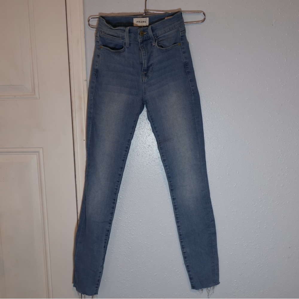 Frame Denim Light Wash High-Rise Skinny Jeans